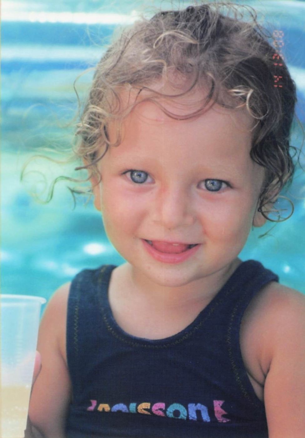 Nati bebê de cabelo cacheado